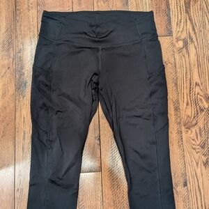 Lululemon black Fast and Free high rise tight 19" size 12